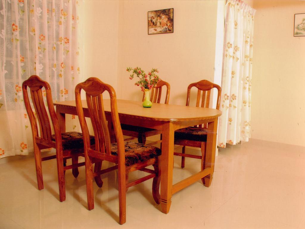Indeevaram Apartments コーバラム エクステリア 写真